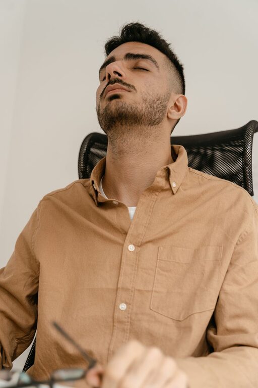 Mindful Breaks You Can Take in Five Minutes